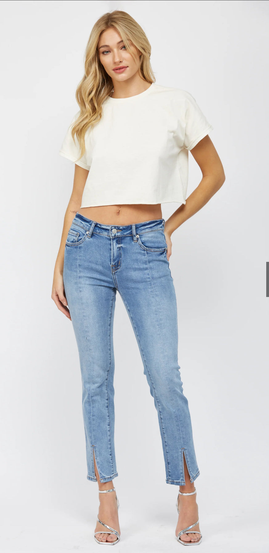 MICA MIDRISE STRAIGHT JEAN