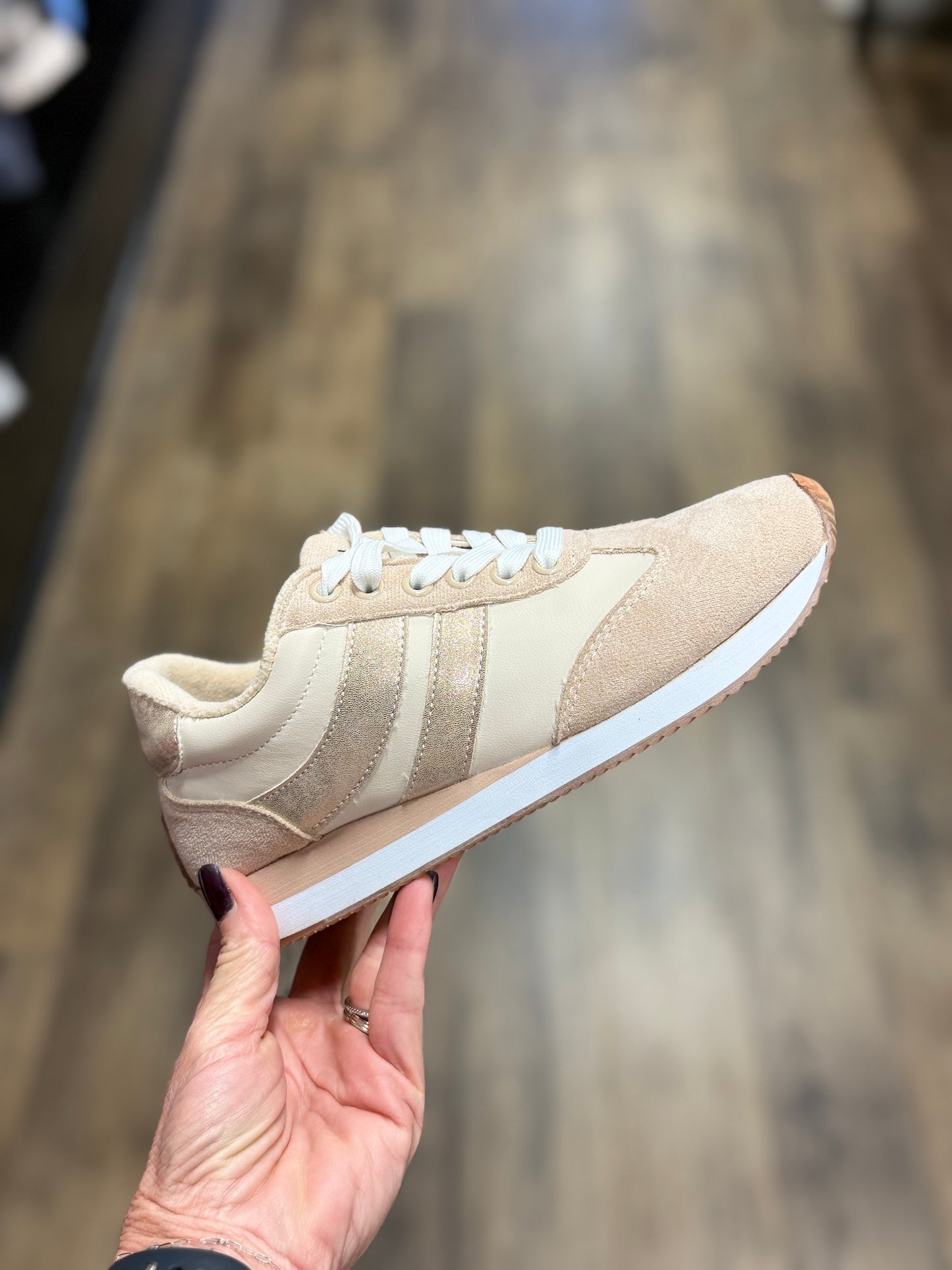 JETLAG SNEAKER