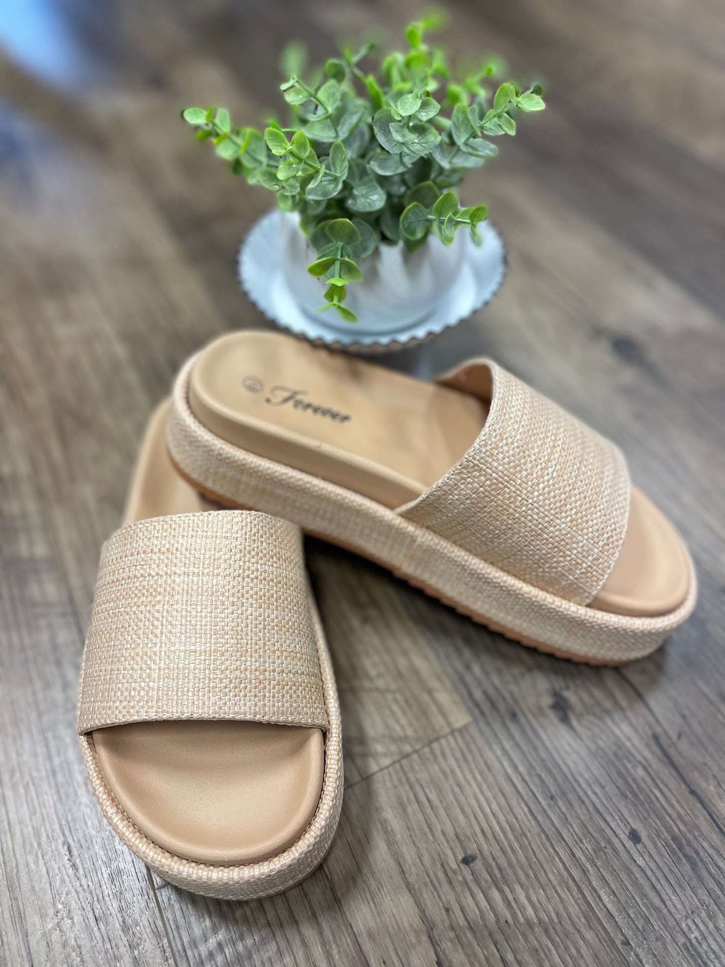 RAFFIA CHUNKY SANDAL