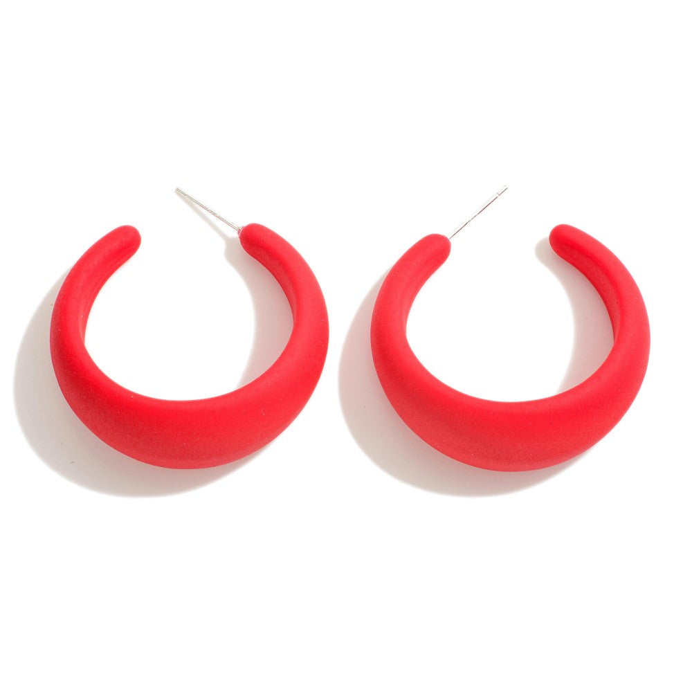 SIMPLE RED HOOPS