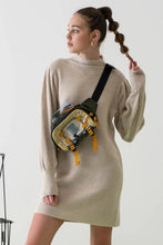 Load image into Gallery viewer, SWEATER DRESS
