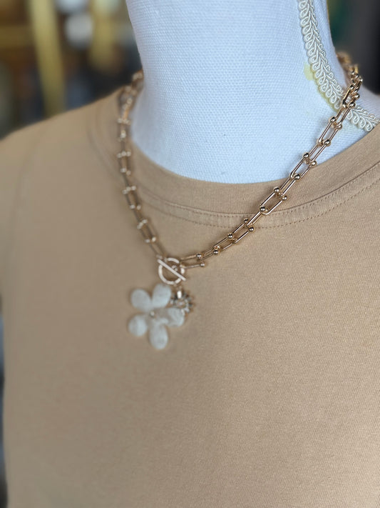 FLOWER CHAIN