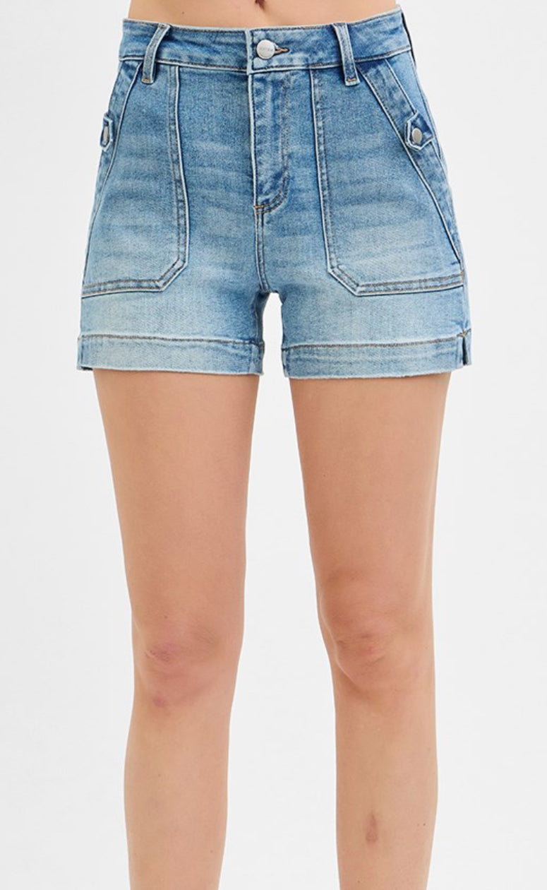 RISEN PATCH POCKET SHORTS