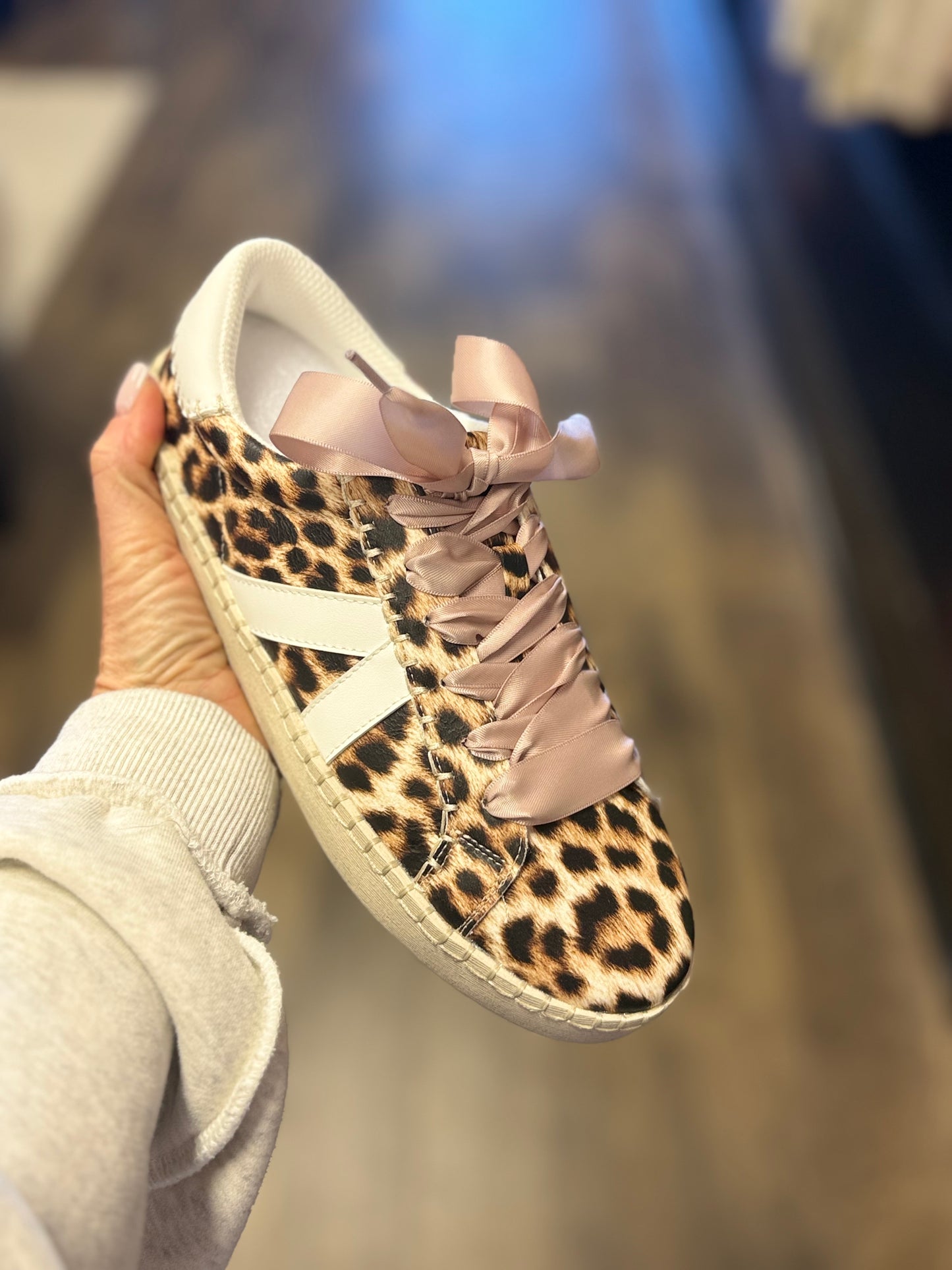 FRIEND ZONE SNEAKER