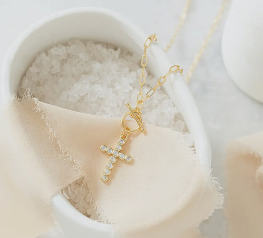 CROSS TOGGLE NECKLACE