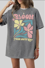 Load image into Gallery viewer, BLOOM TEE
