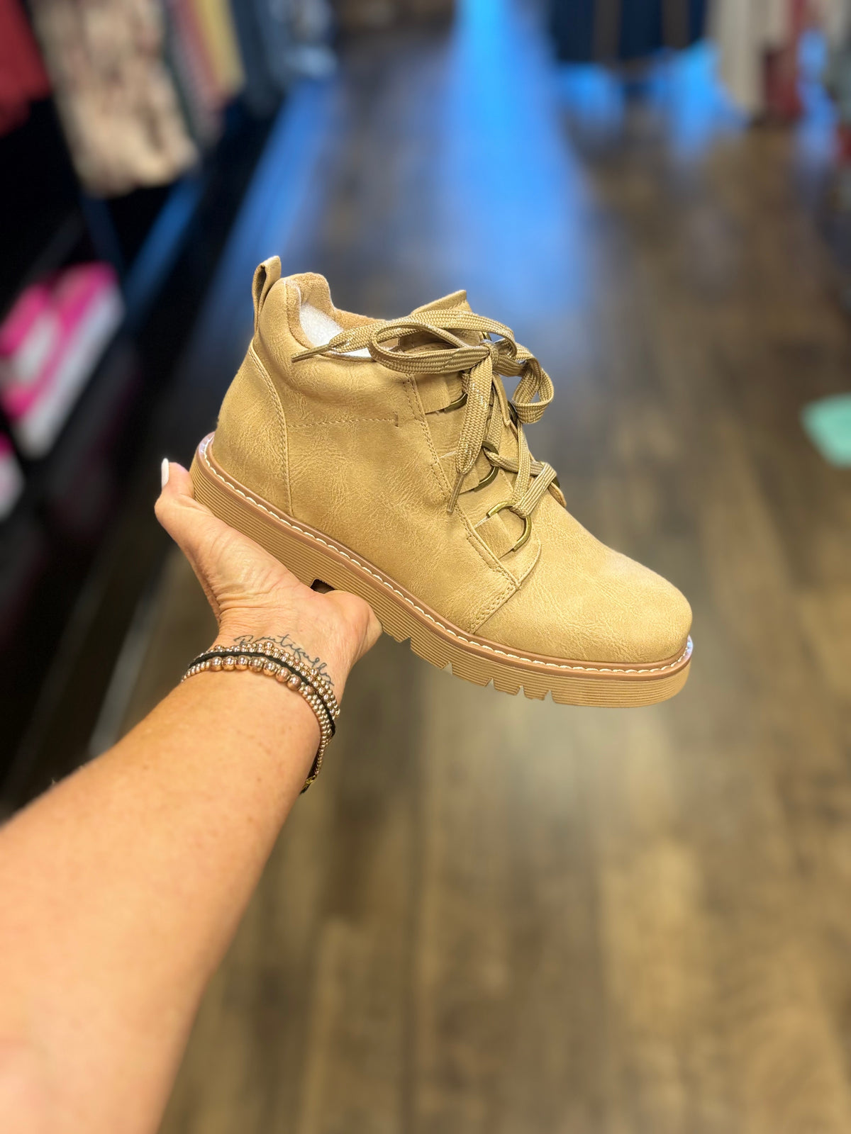 CAMPFIRE BOOTS