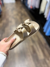 Load image into Gallery viewer, BILLIE SANDAL
