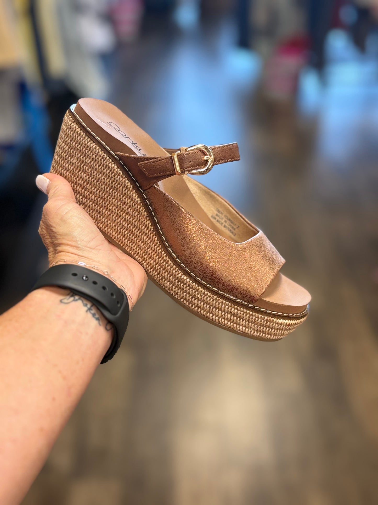TREAT YOURSELF SANDAL