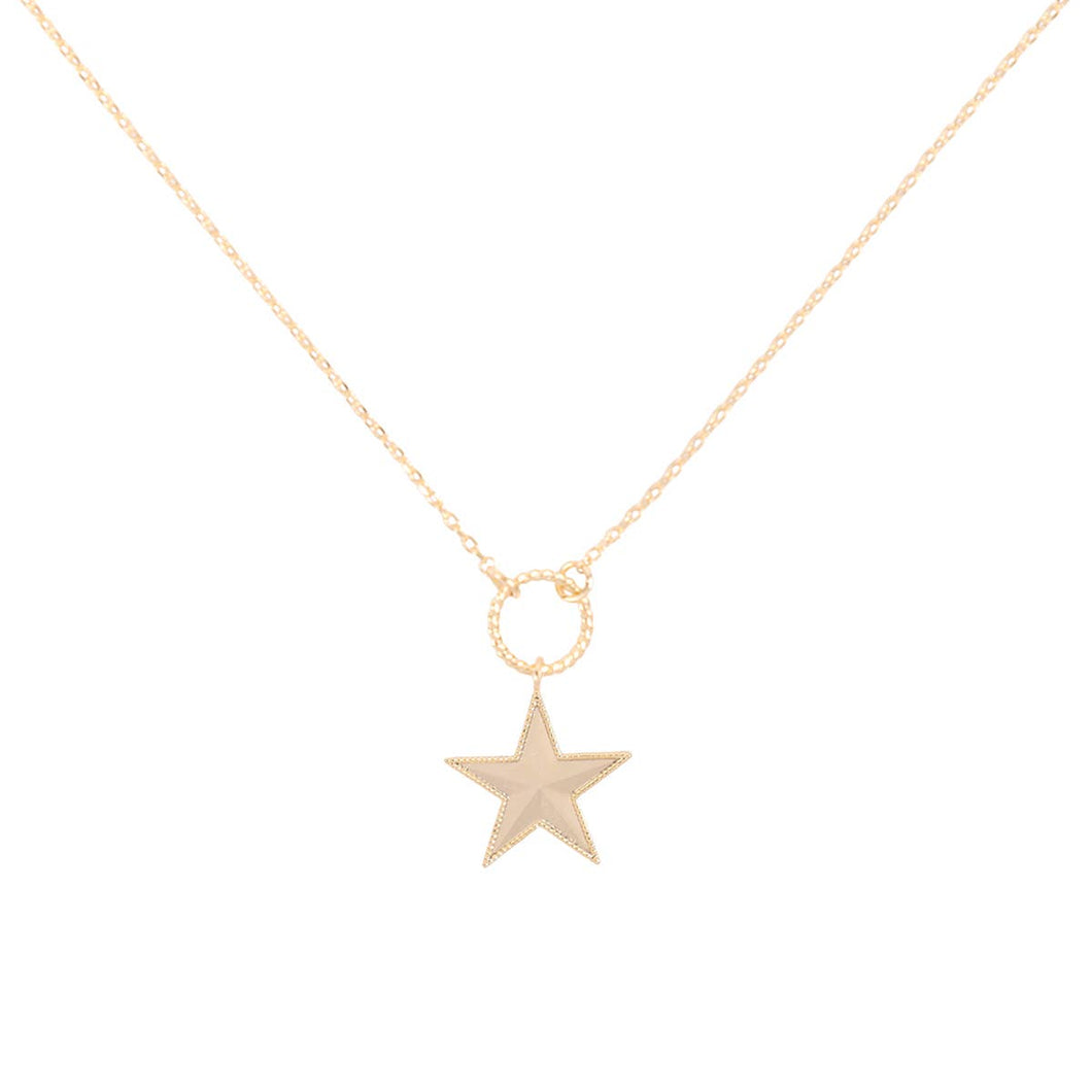 STAR TEXTURED PENDANT NECKLACE