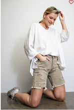 Load image into Gallery viewer, DISTRESSED ALL DAY DENIM SHORTS
