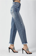 Load image into Gallery viewer, HIGH RISE ANKLE RISEN JEAN
