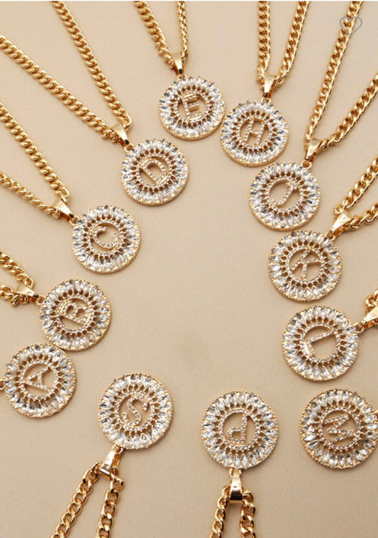 INITIAL NECKLACE